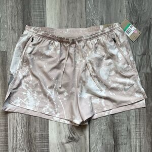 NWT MRSP $80 Nike Men’s Size XL Running Shorts 4” Length DV9272 292 Beige Camo